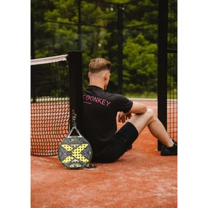 Black Donkey Zeus t-shirt i black/pink