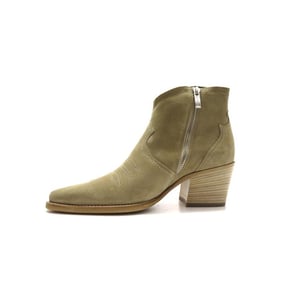 Paul Green 8110