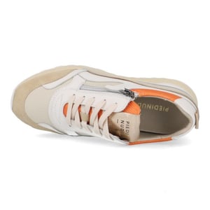 Piedi Nudi Lore 14.06