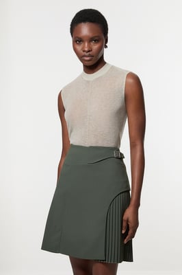Tailored Buckle Detail Pleated Mini Skirt
