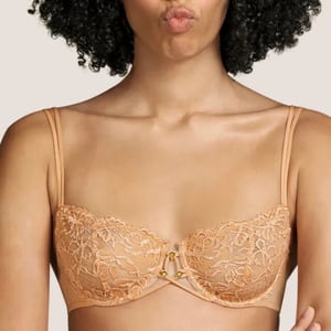 Andres Sarda Nadia balconnet verticale naad