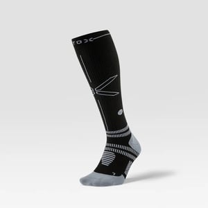 Stox running knee high socks men compressiekous heren black/black/white