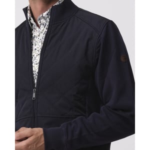 Campbell Aston vest
