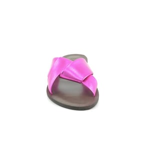 Slaye 905 isanna