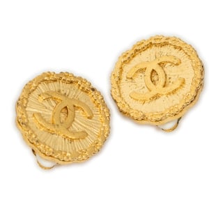 CC Round Clip On Earrings  Oorbellen