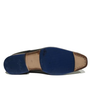 Australian Footwear Veekay