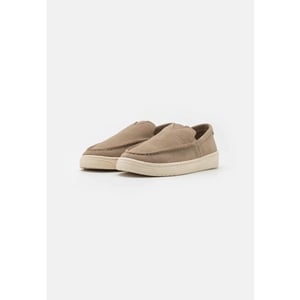 Toms Trvl lite loafer dune suede 10020883 3131