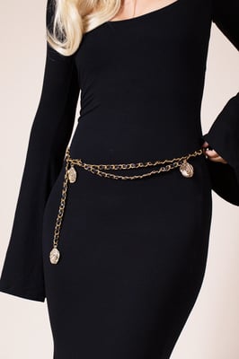 Rose Chain Faux Leather Belt In Black Gold