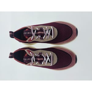 HOFF Traveler burgundy sneakers