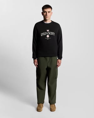 Lyle & Scott Cheers Graphic Crew Neck Sweatshirt - Zwart