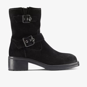 Chai Charm Black Sde Boots