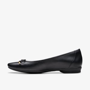 Candra Light Black Leather Shoes
