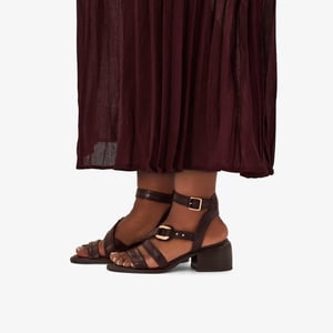 Morwyn Strap Wijnleren Sandalen