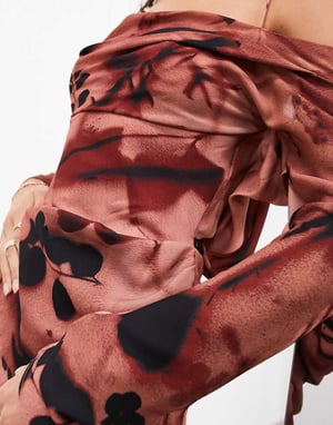 ASOS EDITION – Rosa blommig draperad bardot-klänning med långa ärmar