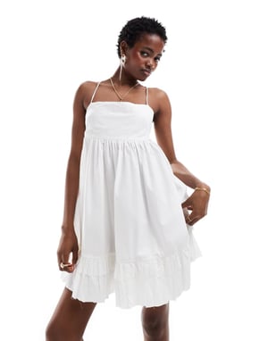 Weekday – Rosella – Miniklänning i off-white med babydollmönster