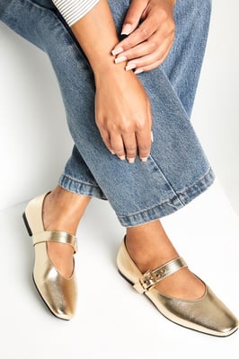 Metallic Buckle Detail Mary Jane Ballet Flats