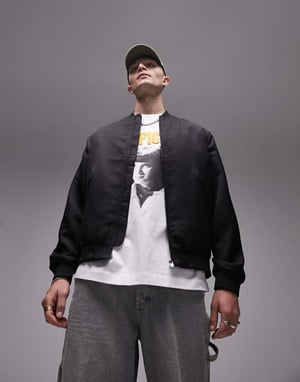 Topman – Lättviktsbomber i svart