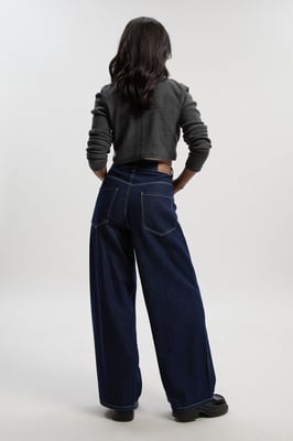 Petite Mid Waist Loose Fit Wide Leg Jean