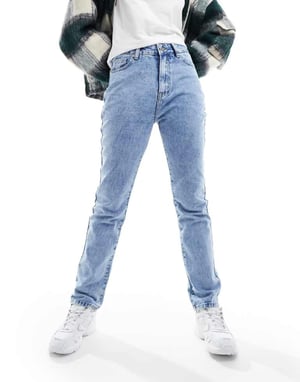 In The Style – Blå jeans med raka ben och blekt tvätt