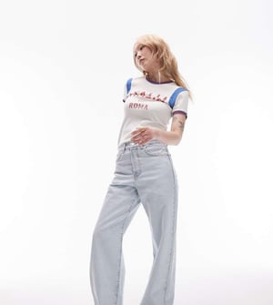 Topshop Petite – Blekta, raka jeans med medelhög midja och lös passform