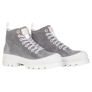 Walk in the Park 5252 suede sneaker