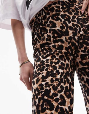 Topshop – Leopardmönstrade leggings i brunt