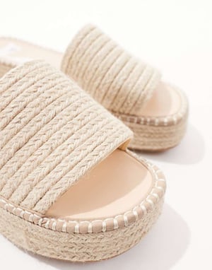 ASOS DESIGN – Jordyn – Naturfärgade espadrillsandaler med bred passform