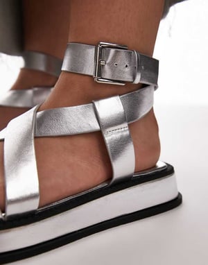 Topshop – Jasmine – Silverfärgade, grova sandaler med bred passform