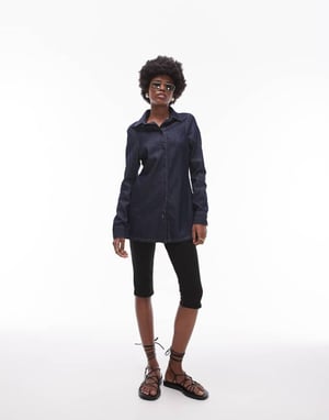Topshop – Indigofärgad lång denimskjorta med smal passform