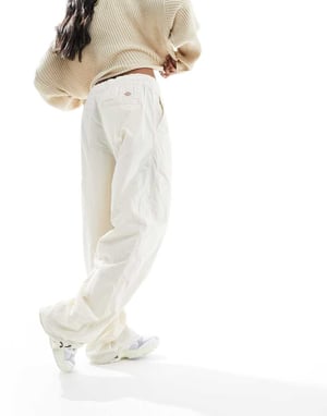 Dickies – Jackson – Krämfärgade cargobyxor i nylon