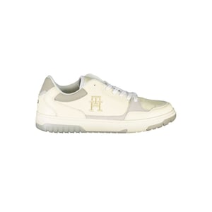 De Essentiële Lage Sneakers
