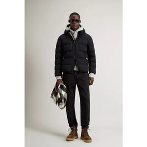 Woolrich Men matt stretch puffer jacket