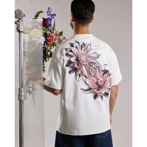 Aeden Chromer tee off