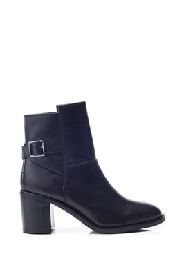 B.Jasmine Black Boots