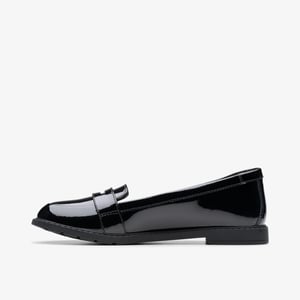 ScalaLoafer Y. Black Pat Shoes