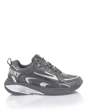 Lo-Top Sneakers