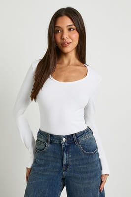 Basic Long Sleeve Scoop Neck Bodysuit