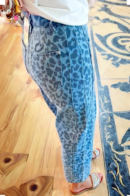 Leopard Print Relaxed Jeans
