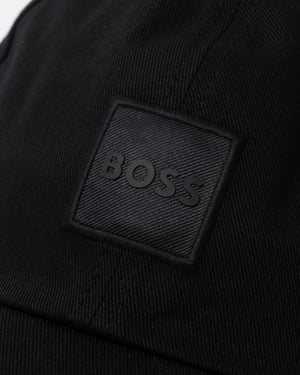 Derrel Cap in Black
