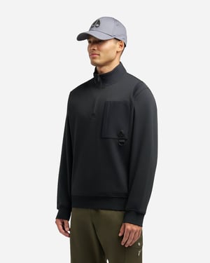 Hartsfield 1/4 Zip Sweatshirt in Black