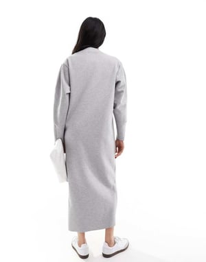 ASOS DESIGN – Grå midiklänning med svängd båtringning och långa ärmar