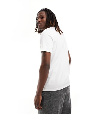 Fred Perry – Vit t-shirt med logotyp