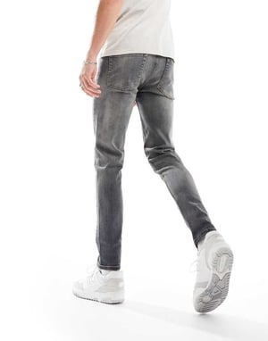 ASOS DESIGN – Skinny jeans i vintage-färg