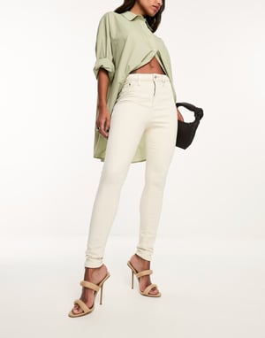 ASOS DESIGN – Vita skinny jeans med midja