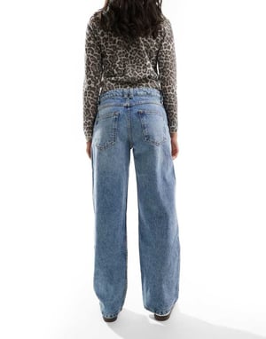 ASOS DESIGN – Mellantvättade baggy jeans