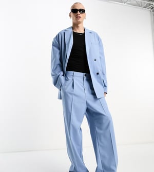 Weekday Uno – Puderblå kostymbyxor med lös passform och del av set, endast hos ASOS