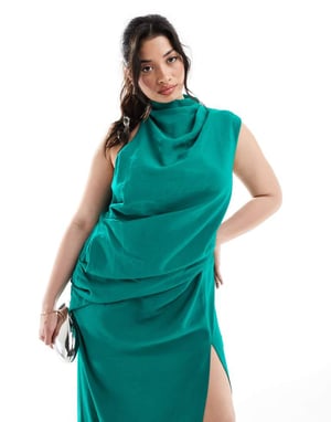 ASOS DESIGN Curve – Grön maxiklänning med hög halsringning och drapering, en axel och slits till låren