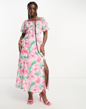 Miss Selfridge – Rosa blommig maxiklänning i chiffong med puffärmar och detaljer baktill
