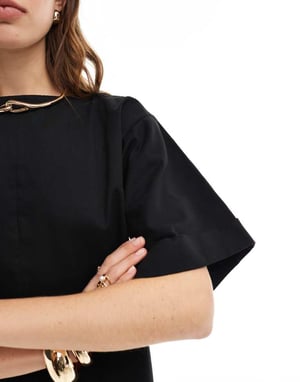 ASOS DESIGN – Svart, boxig, oversized t-shirt i bomullstwill