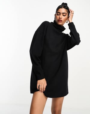 ASOS DESIGN – Svart miniklänning med polokrage och mjuk, volanger